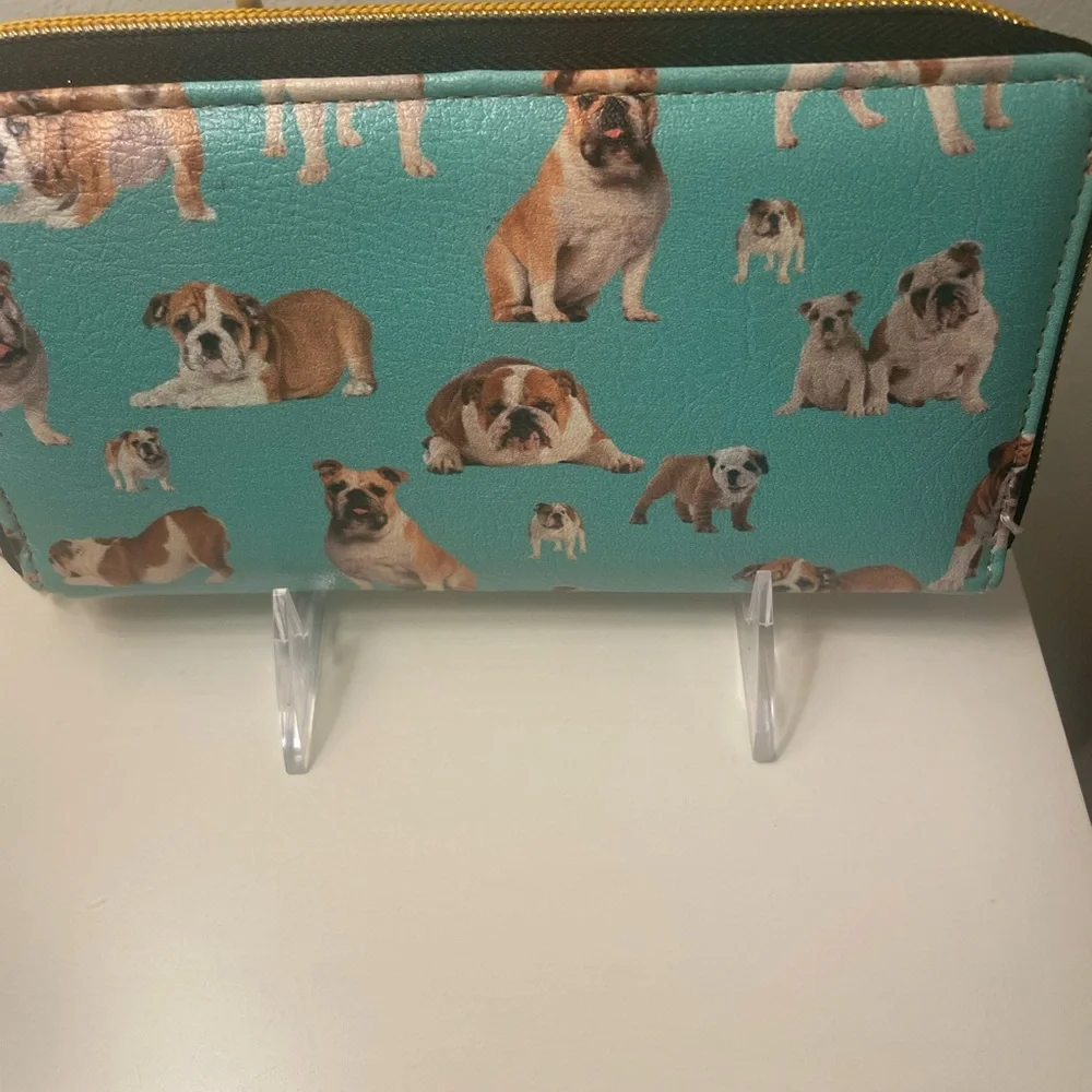 Bulldog Zippered Wallet Aqua with Bulldogs NEW NO TAGS - Picture 1 of 7